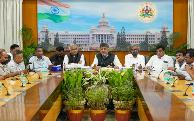 Shivakumar to Vijayendra on 25 Congress MLAs’ BJP Entry Claim: “Induct Them at the Earliest”