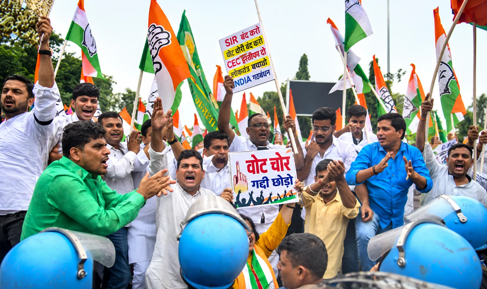 INDIA Bloc Protests in Bihar, Demands CEC's Resignation Over SIR 'Irregularities