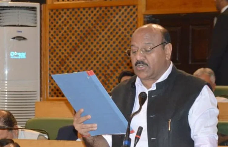 118 Km Of Roads Macadamized Across Srinagar In Current Fiscal: Dy CM