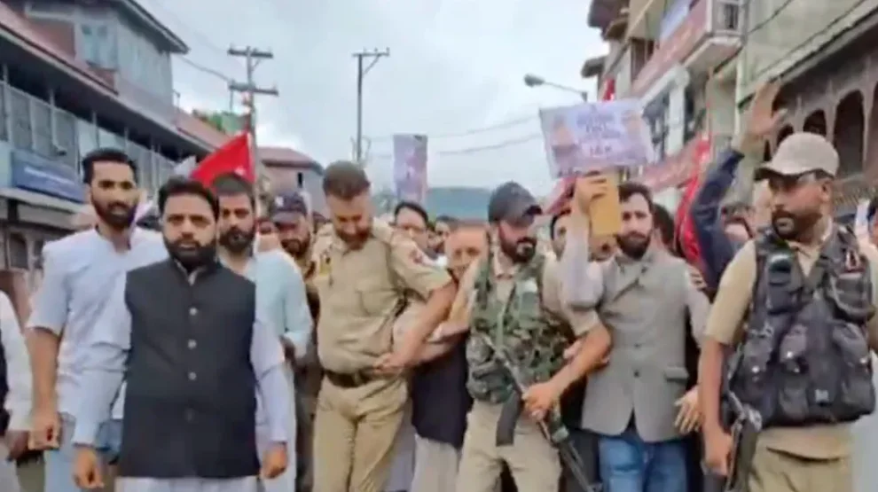 NC workers hold protest over statehood issue