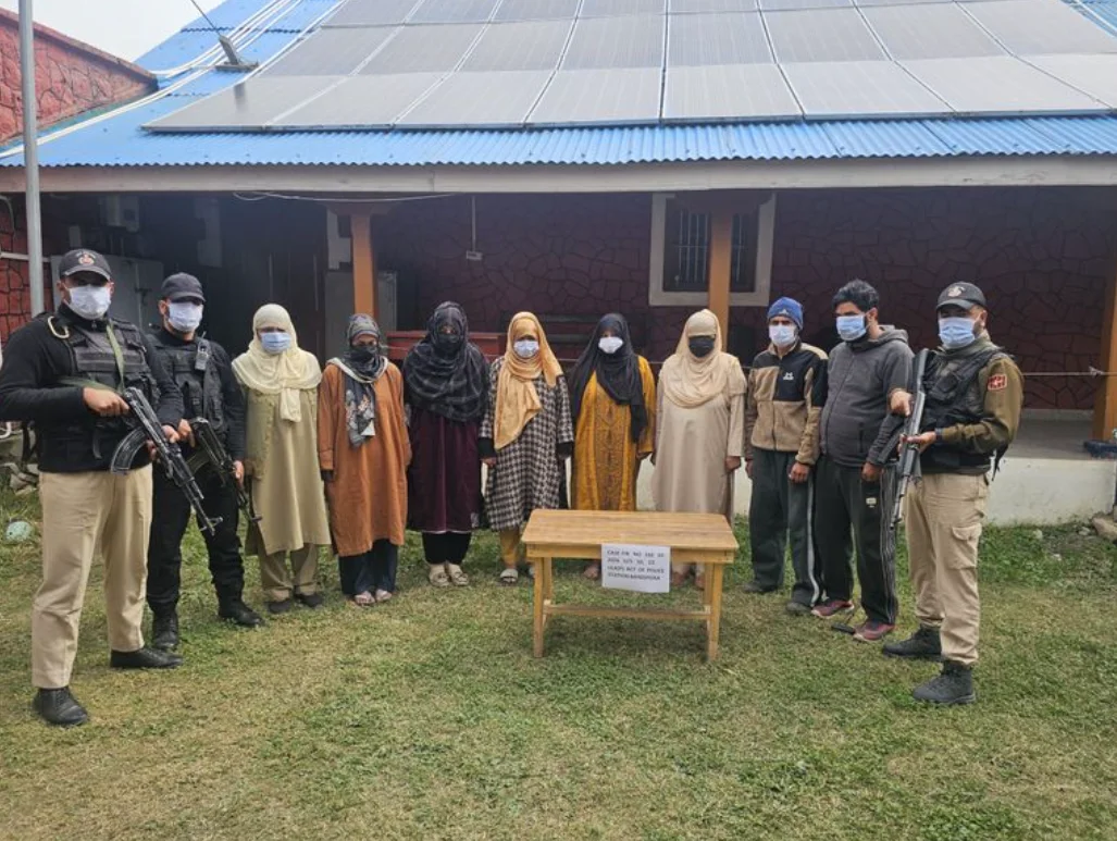 Bandipora Police Arrest Six in Probe into Alleged Banned Outfit Network and Separatist Propaganda