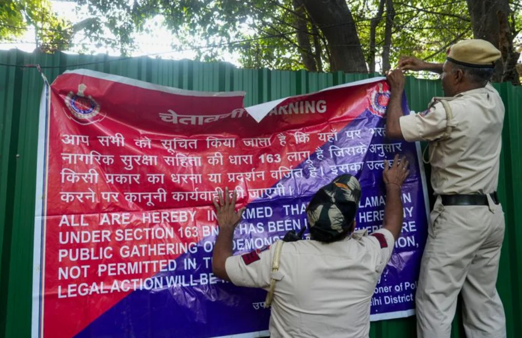 Anti-SIR Protest March Heads Towards ECI Headquarters Amid Tight Security in Delhi