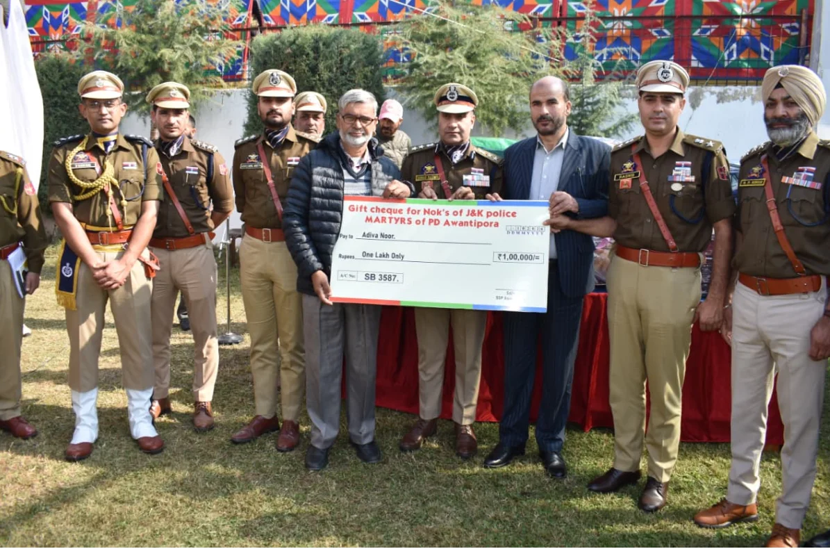 Police Commemoration Day Observed in Police District Awantipora
