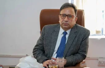 Demand for restoration of Buddhist temple in Zanskar to be looked into: Ladakh Chief Secy Kundra