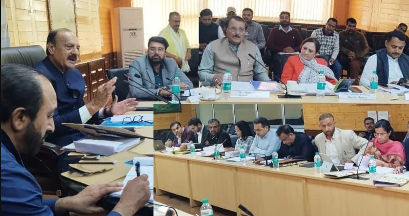 PAC reviews CAG audit observations of  H&UDD Deptt