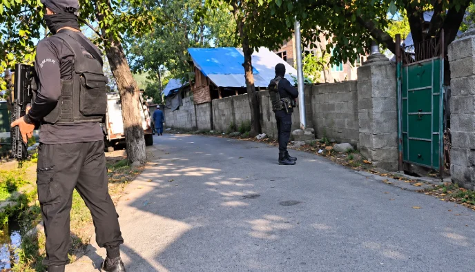 CIK Conducts Searches at Multiple Locations in Shopian, Kulgam
