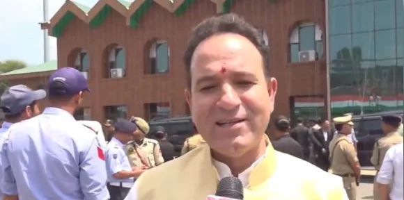 Omar’s I-Day Speech Irresponsible, Aims to Create Confusion in Valley: LoP Sunil Sharma