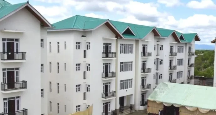 Govt Sets Deadlines for 6,000 PM Package Flats; ₹82.45 Crore Migrant Camp Renovation to Begin Soon