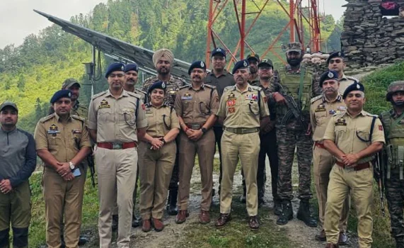 DGP Nalin Prabhat Reviews Security Arrangements at Doda-Kathua-Udhampur Trijunction