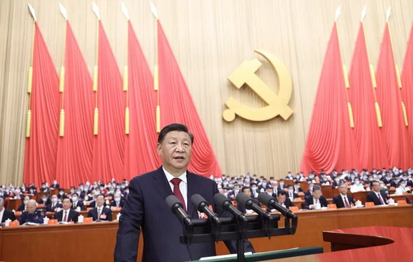 Xi Jinping Stresses Need for CPC Members to Uphold Party Leadership