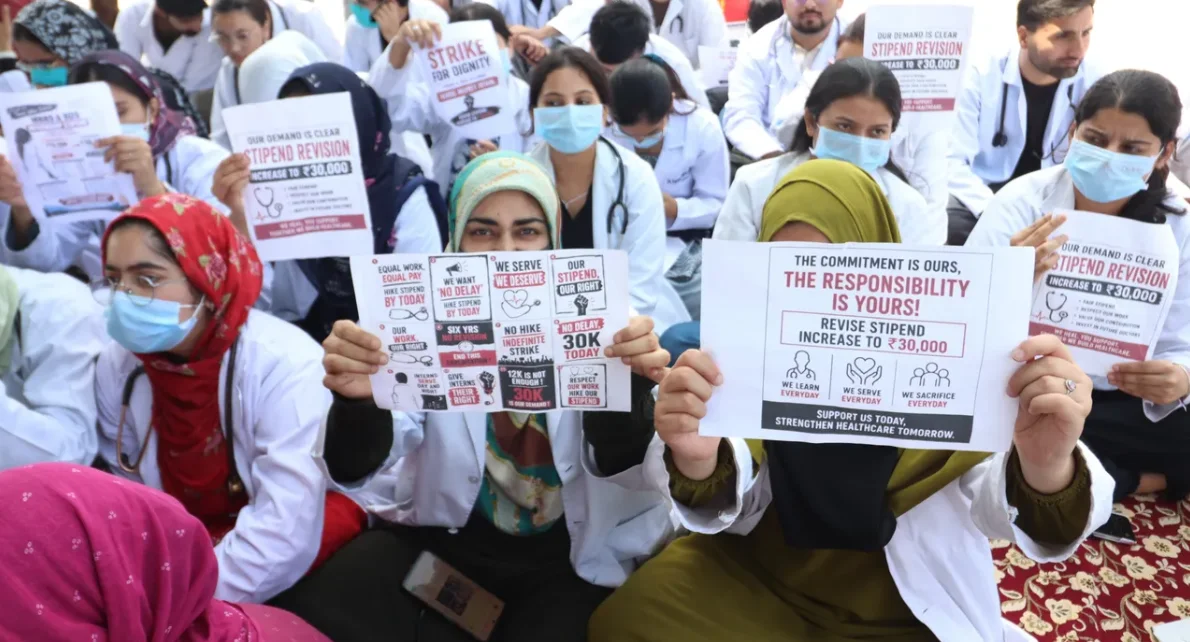 MBBS Interns Protest in Jammu, Demand Hike in Monthly Stipend