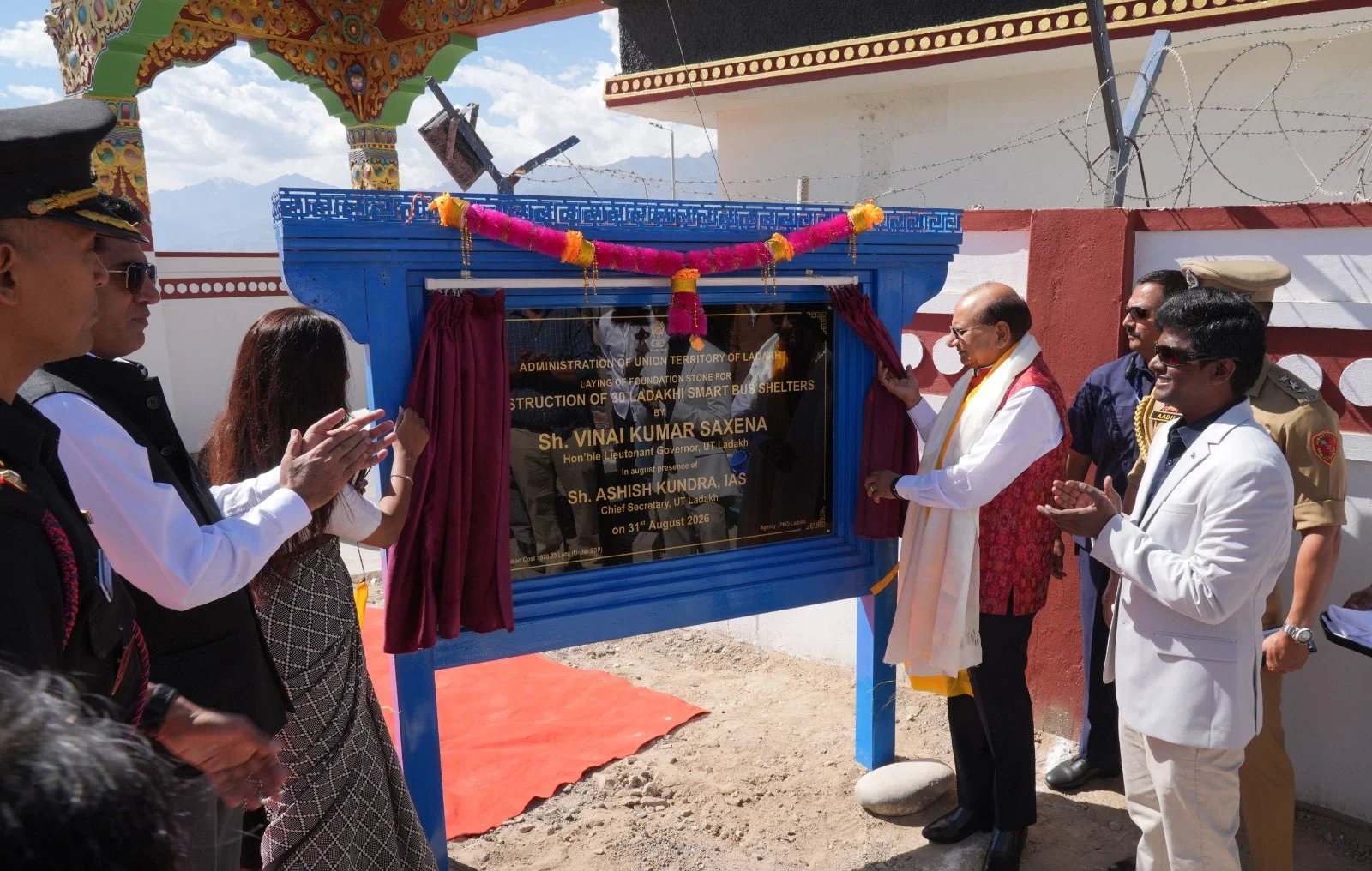 LG Saxena Lays Foundation Stone for 30 Smart Bus Shelters in Ladakh