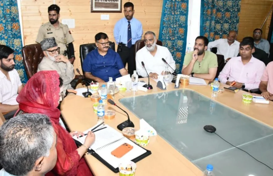 Minister Rana Assesses Water, Irrigation, Forest, Tribal Issues in Khanyar, Hazratbal