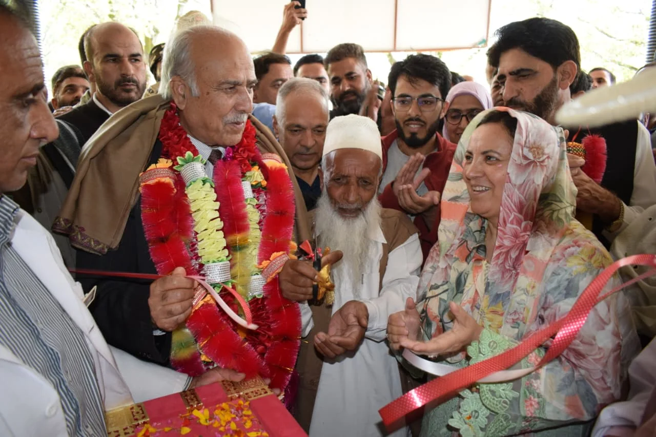 Minister Sakeena Itoo inaugurates multiple development projects at Pampore