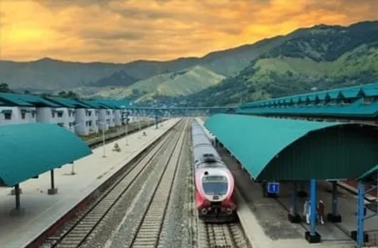 2,200 Stranded Passengers Travel on Three Special Trains Amid J&K Highway Closure
