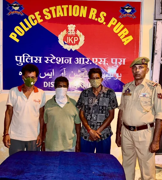 Three Apprehended for Public Drinking, Serving Liquor in RS Pura