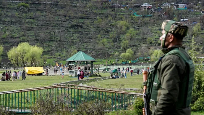 Parliamentary Panel Calls for Integrated Security Framework at J&K Tourist Destinations
