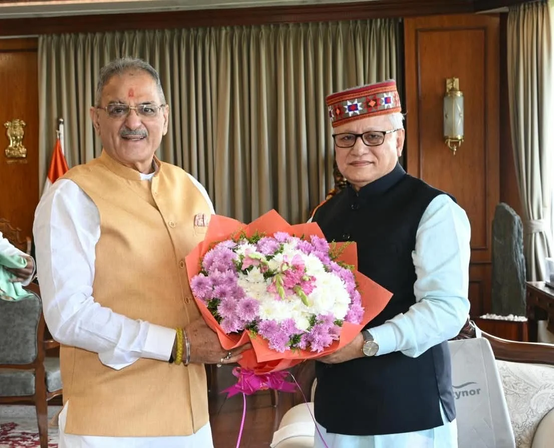 HP Governor Kavinder Gupta pays courtesy visit to Maharashtra Governor