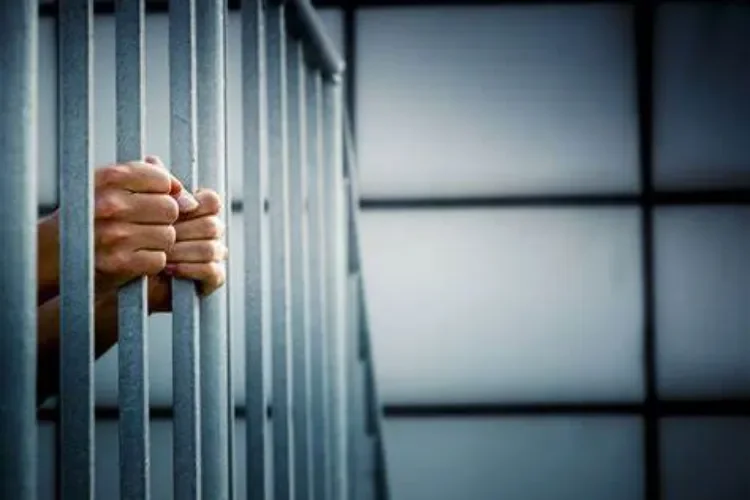 3 publishers remanded in police custody for books praising separatists