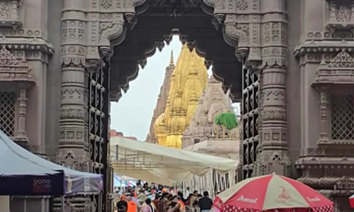 Kashi to Mathura Witnesses Massive Rush on First Shravan Monday