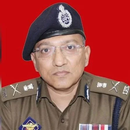 Ladakh DGP issues PSARA licences to three private security agencies
